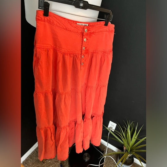 NWT FREE PEOPLE We The Free Dreamweaver Maxi Skirt In Orange MSRP $168 Size M - Picture 9 of 12